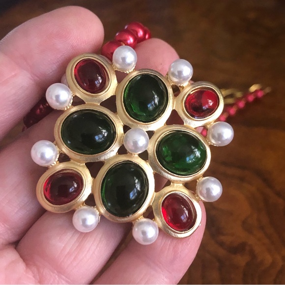 Handcrafted repurpose cabochon glass stone pendant Czech glass Pearl necklace - Picture 8 of 12